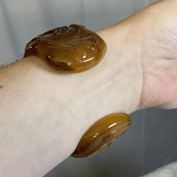 Vintage Carved Lucite Faux Amber Wide Cuff Bracelet Art Deco Style Floral Scroll - Picture 9 of 11